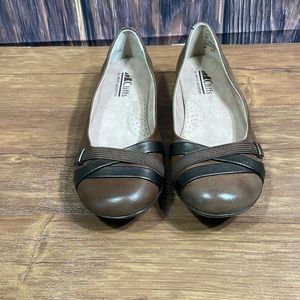 CLIFFS By WHITE MOUNTAIN WOMEN SHOES Size 6M Color 6M
